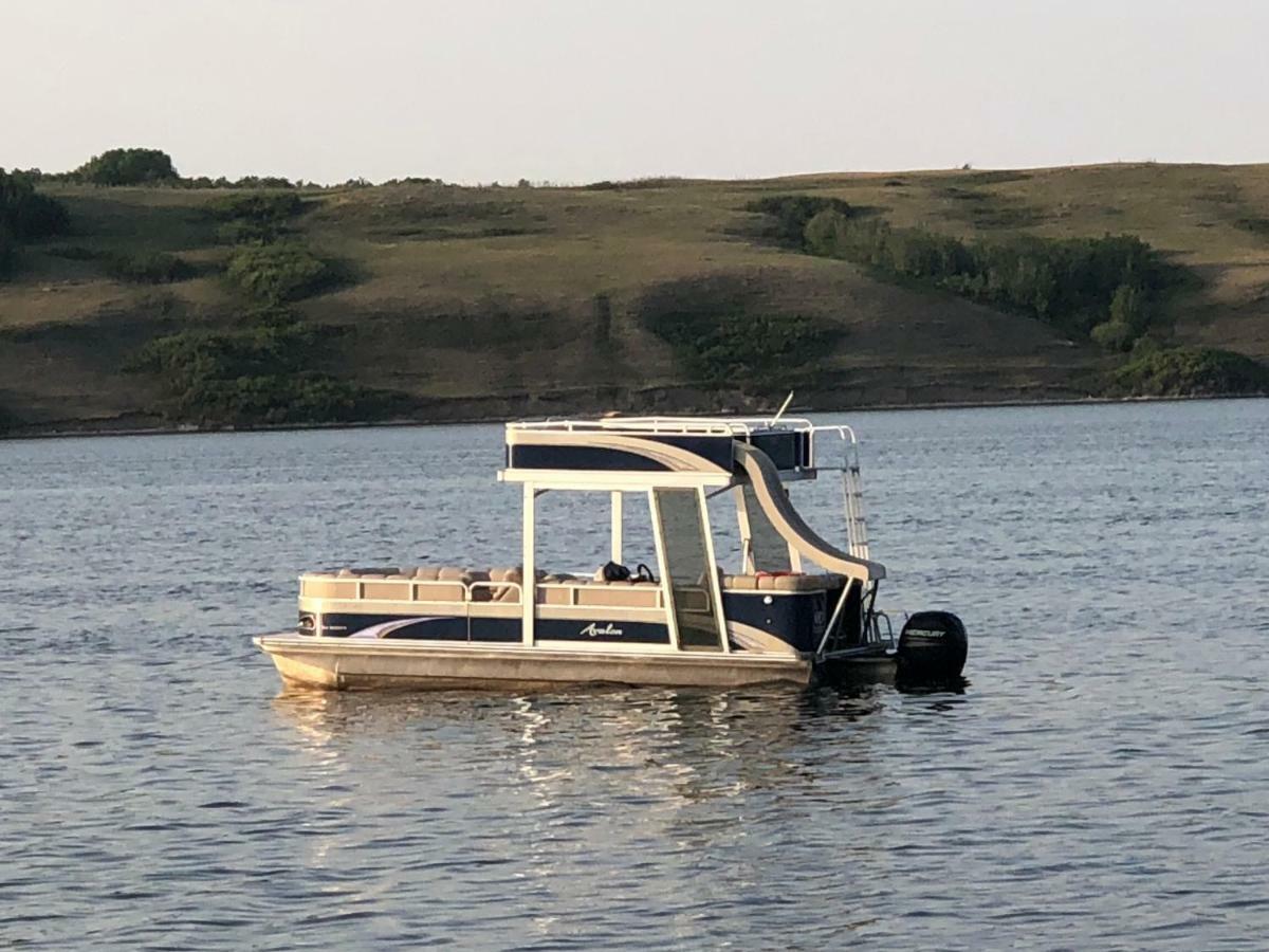 Manitou Beach Lakeside Country Inn מראה חיצוני תמונה