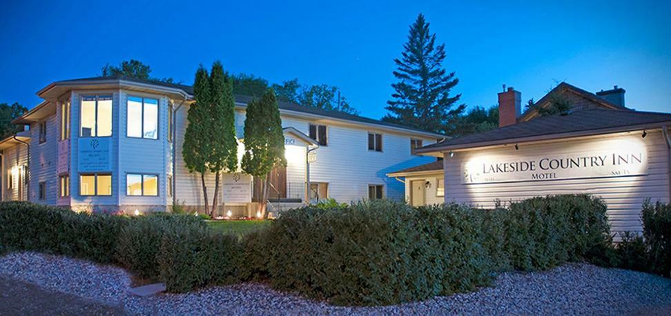 Manitou Beach Lakeside Country Inn מראה חיצוני תמונה
